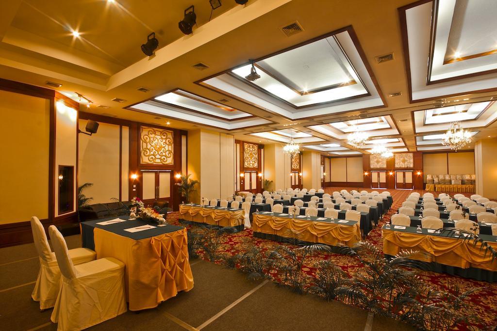 Phuket Orchid Resort And Spa Karon Dış mekan fotoğraf